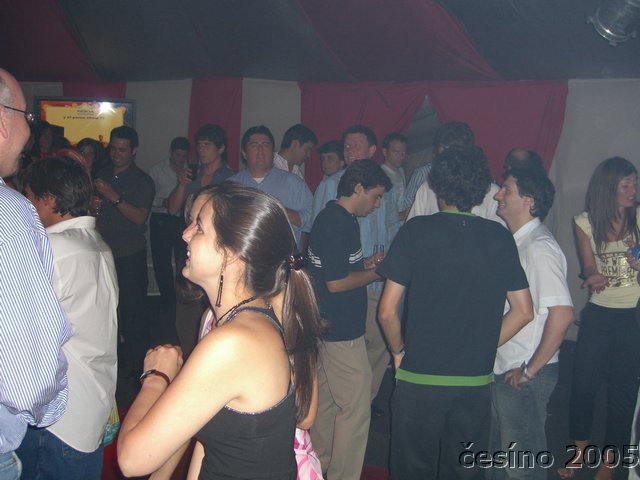 vparty2005_036.JPG