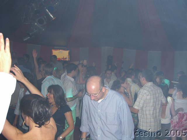 vparty2005_041.JPG