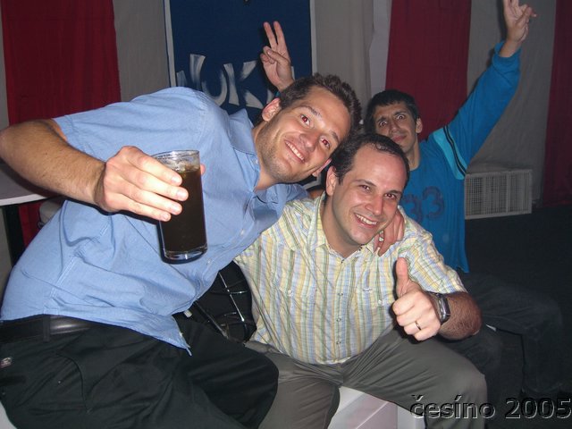 vparty2005_047.JPG