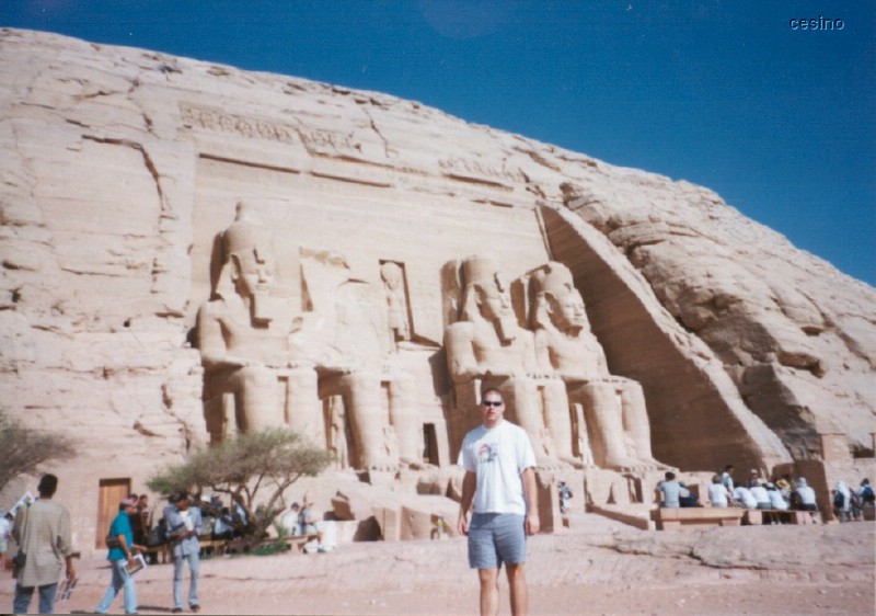 abusimbel4.jpg