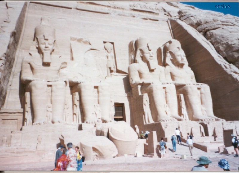 abusimbel5.jpg