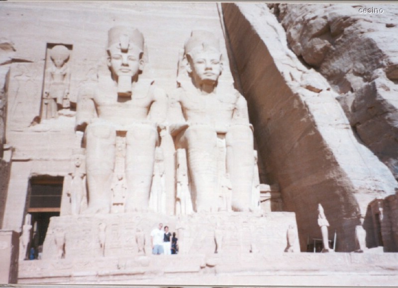 abusimbel7.jpg