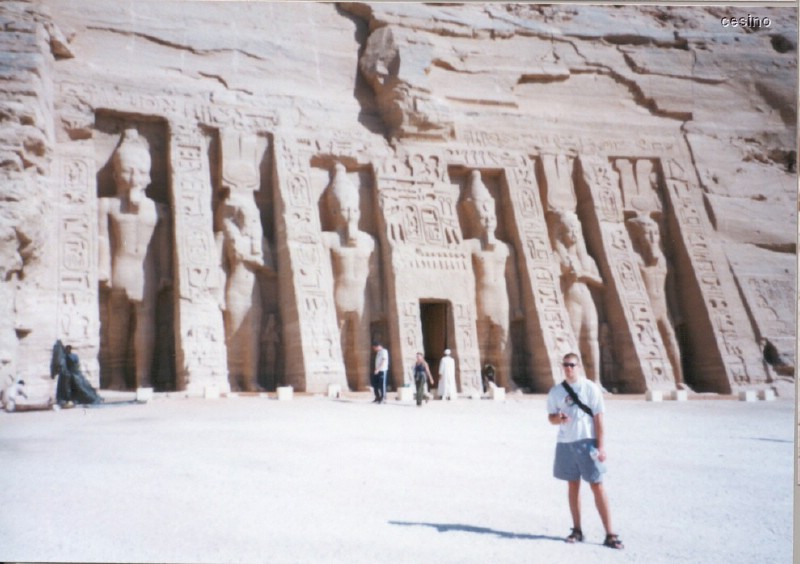 abusimbel8.jpg